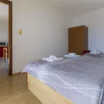 In 39175 شقة *
