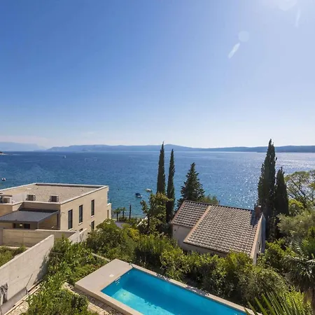 In 39175 아파트 크리크베니카